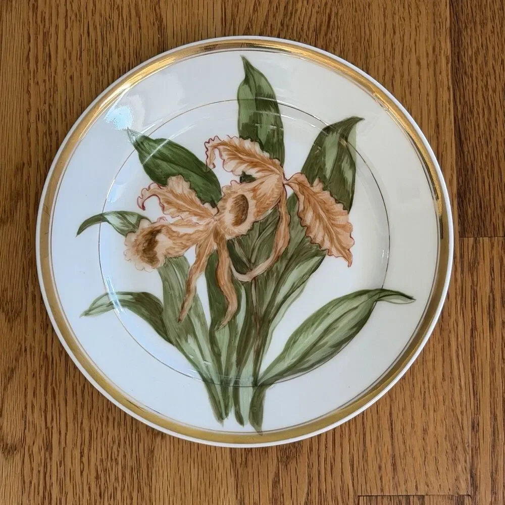 Set Of 4 Vintage Hand Painted ORCHID Plates Gold Border Porcelain 8 1/4”